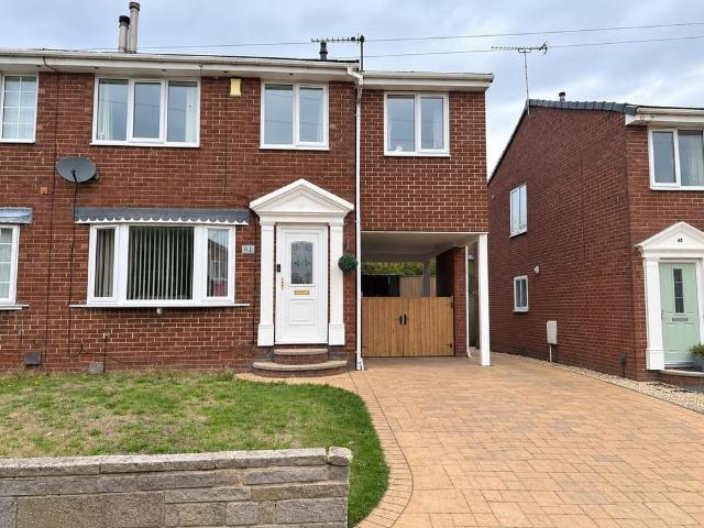 House for sale in Pontefract, West Yorkshire
