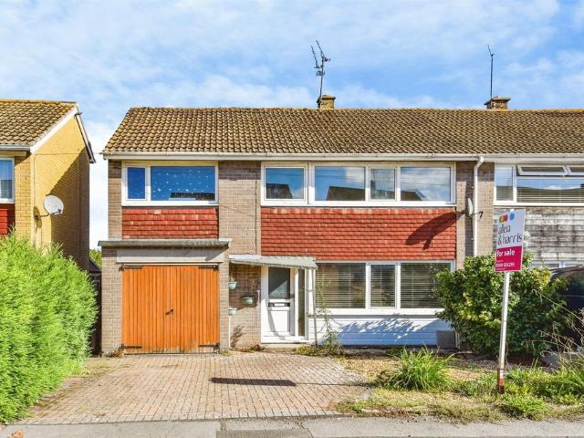 House for sale in Pewsham, Chippenham
