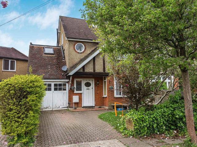 House for sale in St Albans, Five Acres
