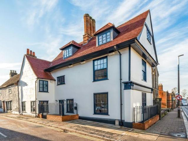 House for sale in Hertford, Colliers End