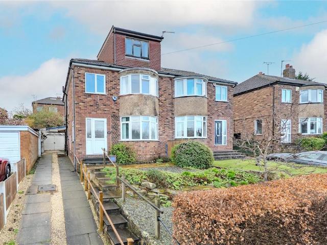 House for sale in Cookridge, West Yorkshire