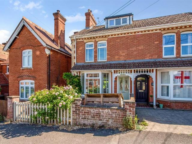House for sale in Barton Stacey, Hampshire