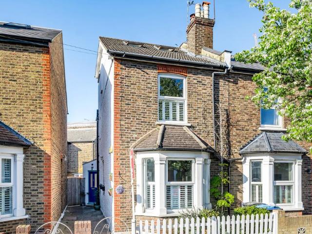 House for sale in Norbiton, Greater London