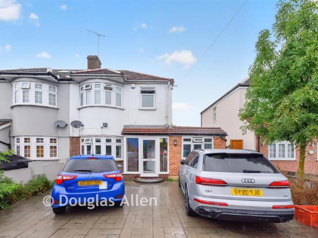 House for sale in Barkingside, Greater London