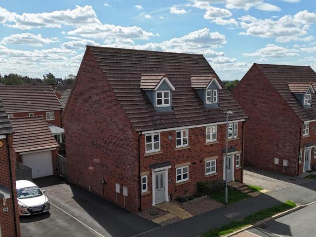 House for sale in Stanford On Avon, Leicestershire