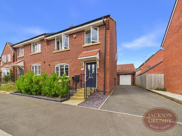 House for sale in Woodford cum Membris, Northamptonshire