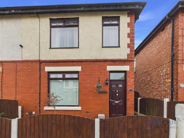 House for sale in Wesham, Lancashire