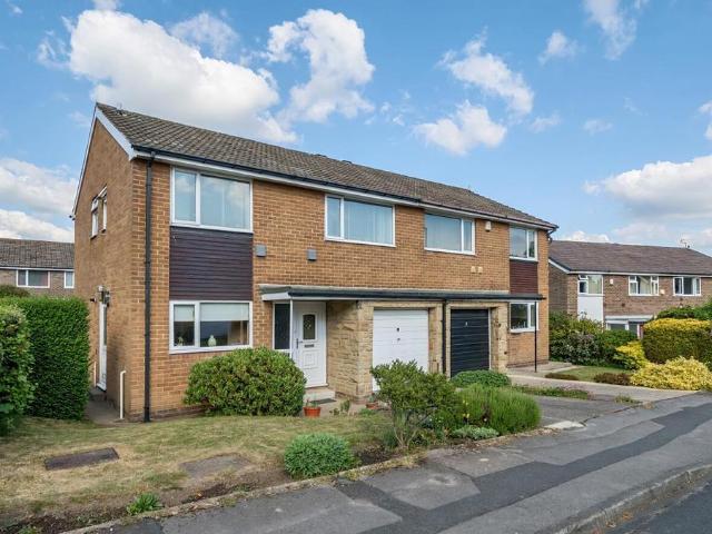 House for sale in Horsforth, Beechwood
