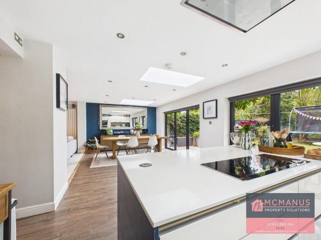 House for sale in Fishers Green, Shephall