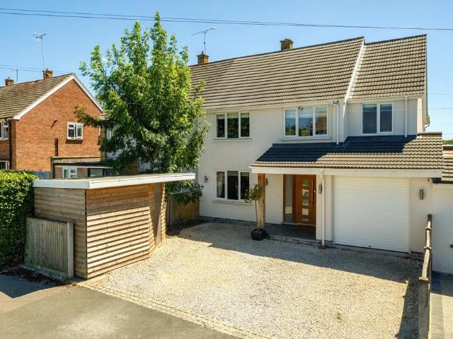 House for sale in Wokingham