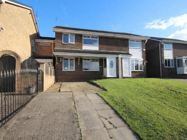 House for sale in South Lackenby, Lazenby