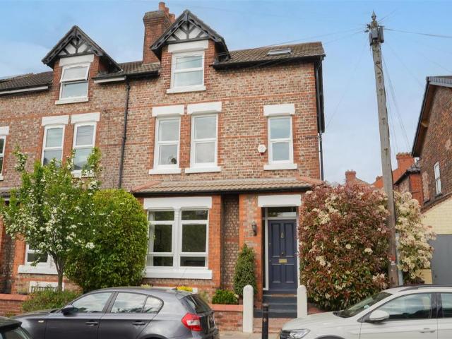 House for sale in Georgia, Greater Manchester