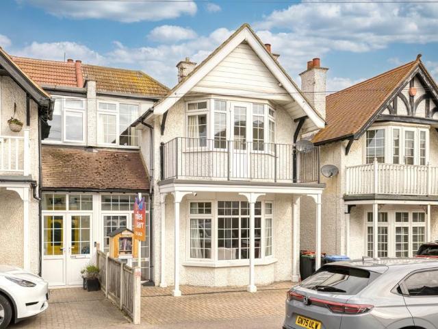 House for sale in Acol, Kent