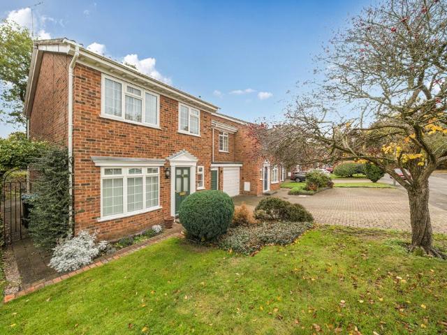 House for sale in Blackhills, Surrey