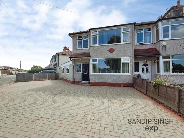 House for sale in Lea, Higher Bartle