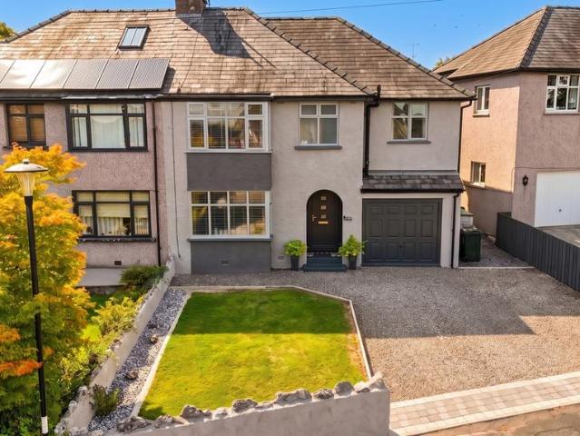 House for sale in Silverdale, Bare