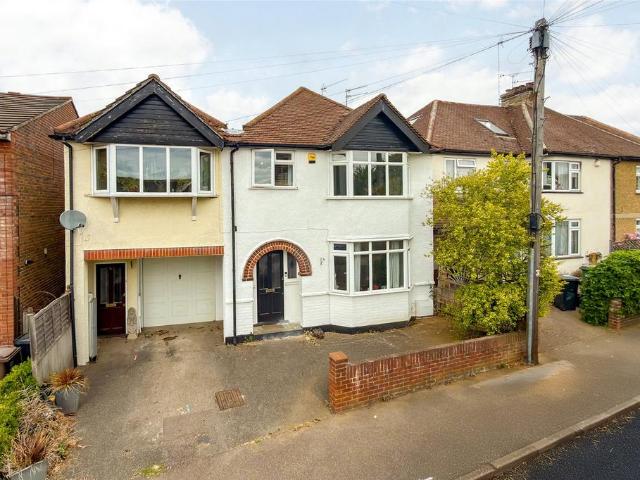 House for sale in St Albans, Five Acres