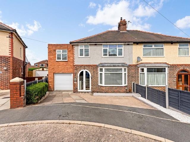 House for sale in Weston, Halton