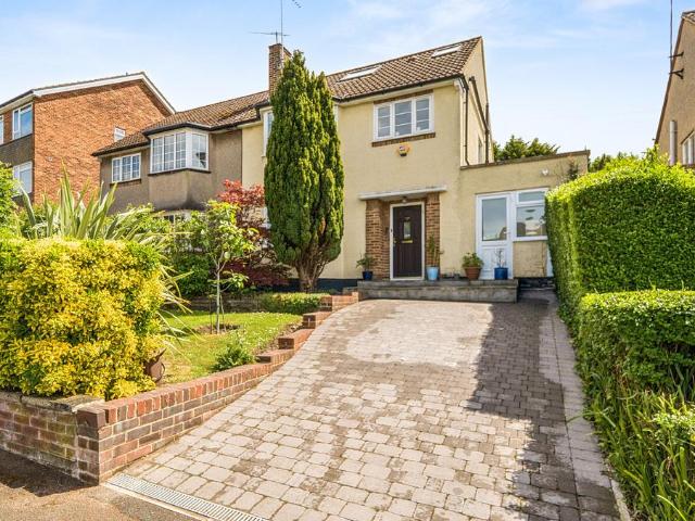 House for sale in New Barnet, Isle Of Man