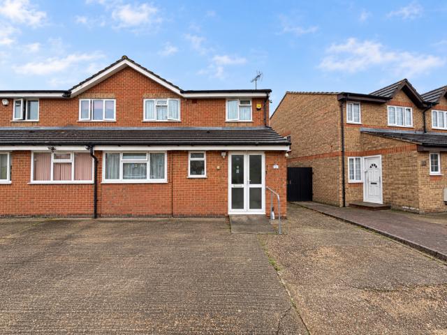 House for sale in London Borough of Hounslow, Greater London