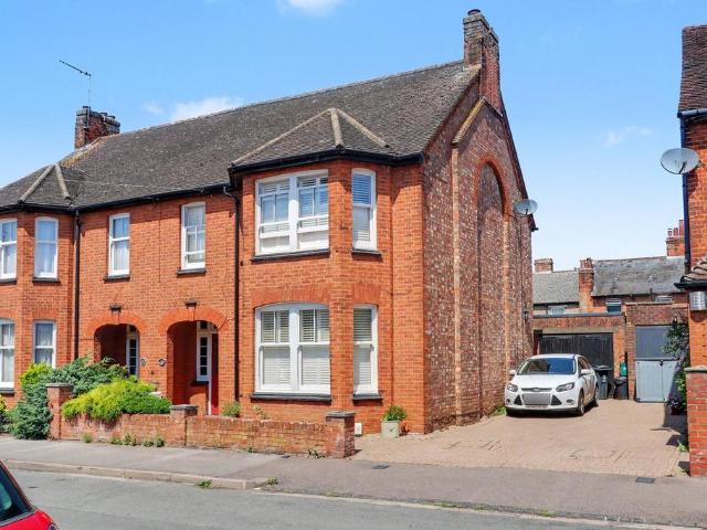 House for sale in Old Town, Shephall