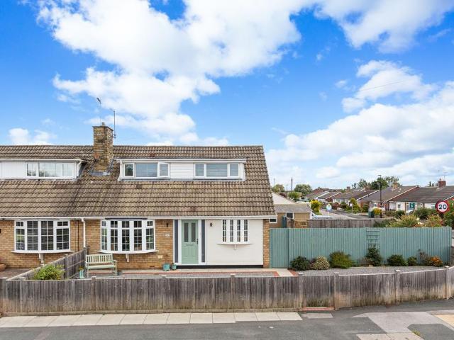 House for sale in High Field, York