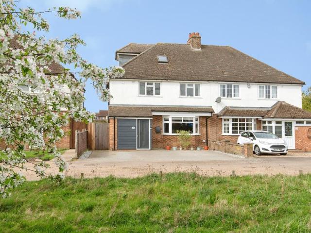 House for sale in Lower Stondon, Bedfordshire