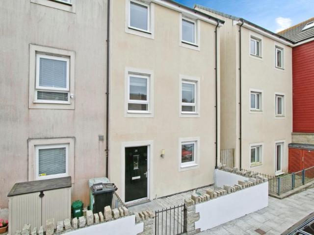 House for sale in Roseworthy, Cornwall