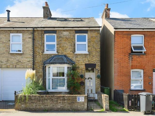 House for sale in Broxbourne, Hertfordshire