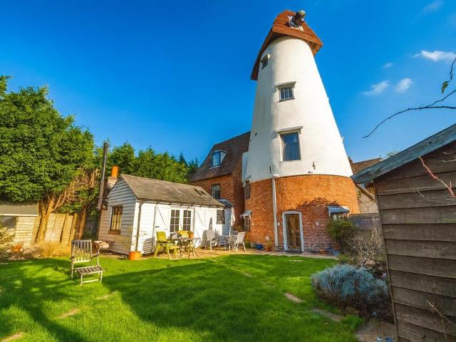 House for sale in Barracks, The Bridge