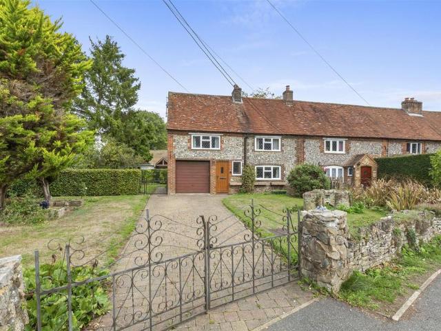 House for sale in Cryers Hill, Widmer End