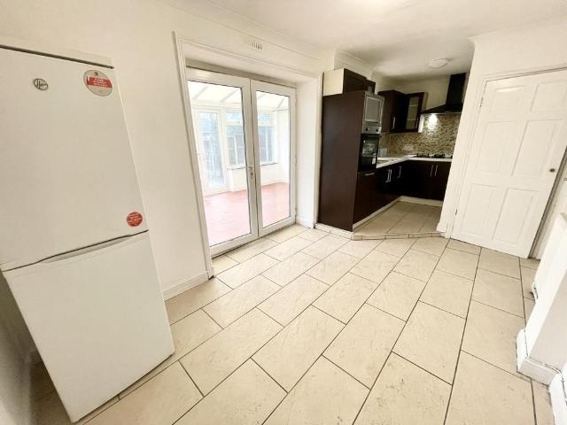 House for sale in Hainault, Greater London