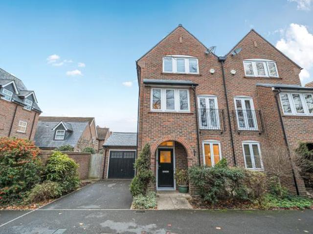 House for sale in Berrick Salome, Oxfordshire