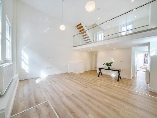 House for sale in London Borough of Lambeth, Greater London