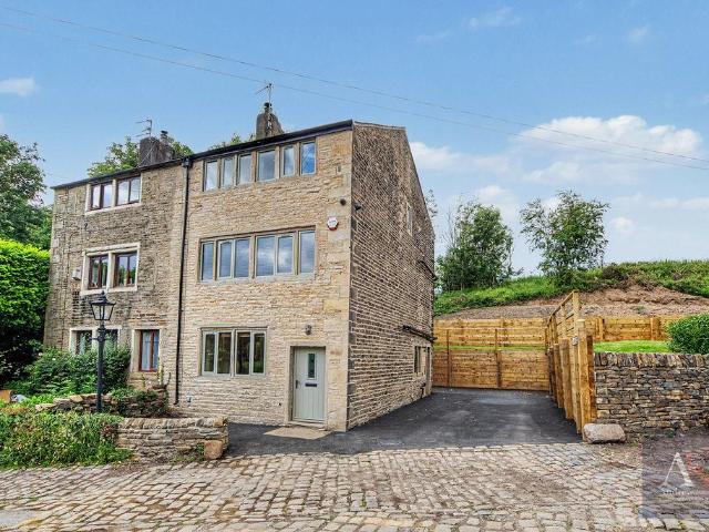 House for sale in Haugh Square, Burnedge