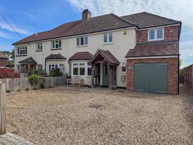 House for sale in Elmstead, Dale Hill