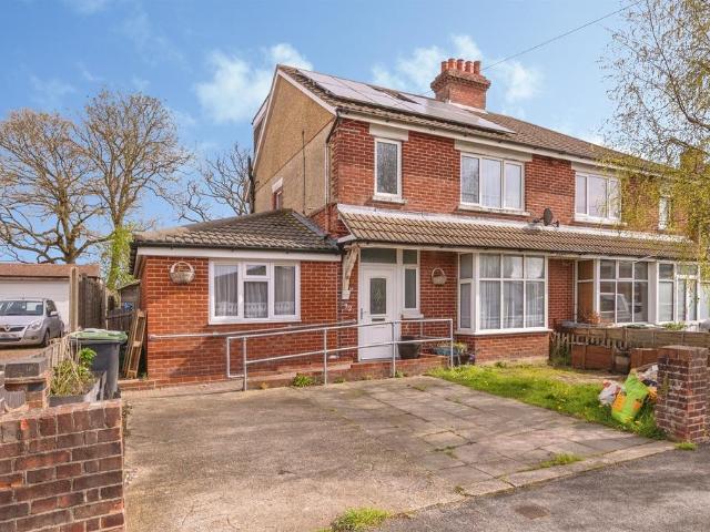 House for sale in Spring Vale, Hampshire