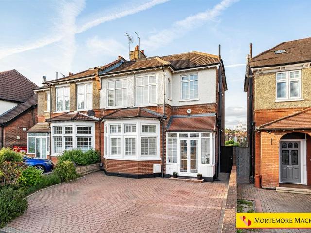 House for sale in Edmonton, Greater London