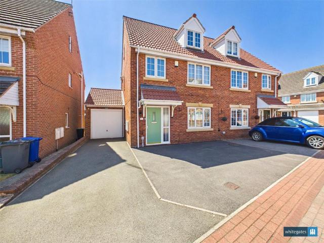 House for sale in Alverley, South Yorkshire