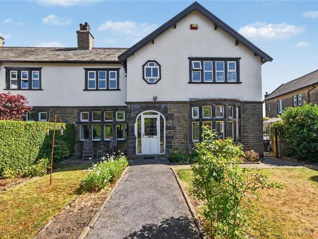House for sale in Idle, West Yorkshire