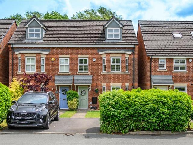 House for sale in Georgia, Greater Manchester