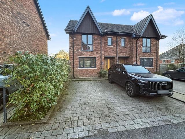House for sale in Chapel Field, Bury
