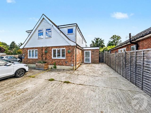 House for sale in North Cray, Greater London