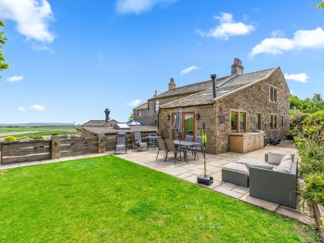 House for sale in Oxenhope, West Yorkshire