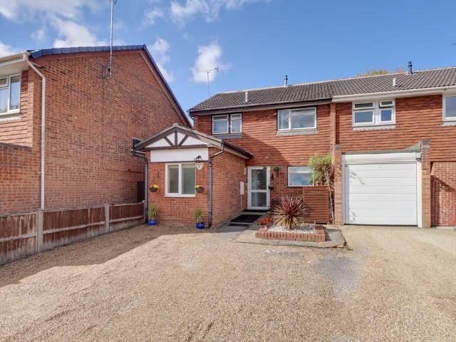 House for sale in Jersey Farm, St Albans