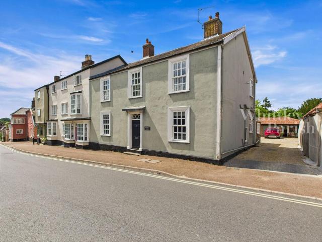 House for sale in Bedingfield, Suffolk