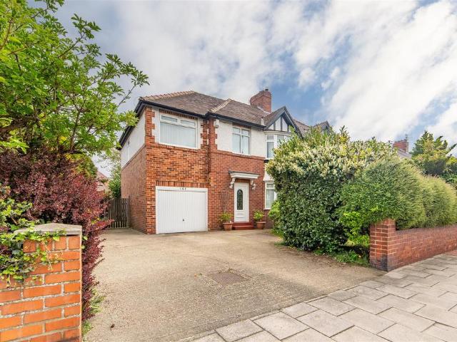 House for sale in South Gosforth, Newcastle Upon Tyne