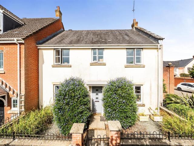 House for sale in Newton St Cyres, Devon