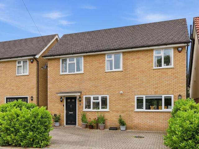 House for sale in Chipping Hill, Essex