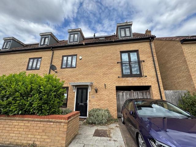 House for sale in Shenley Brook End, Milton Keynes